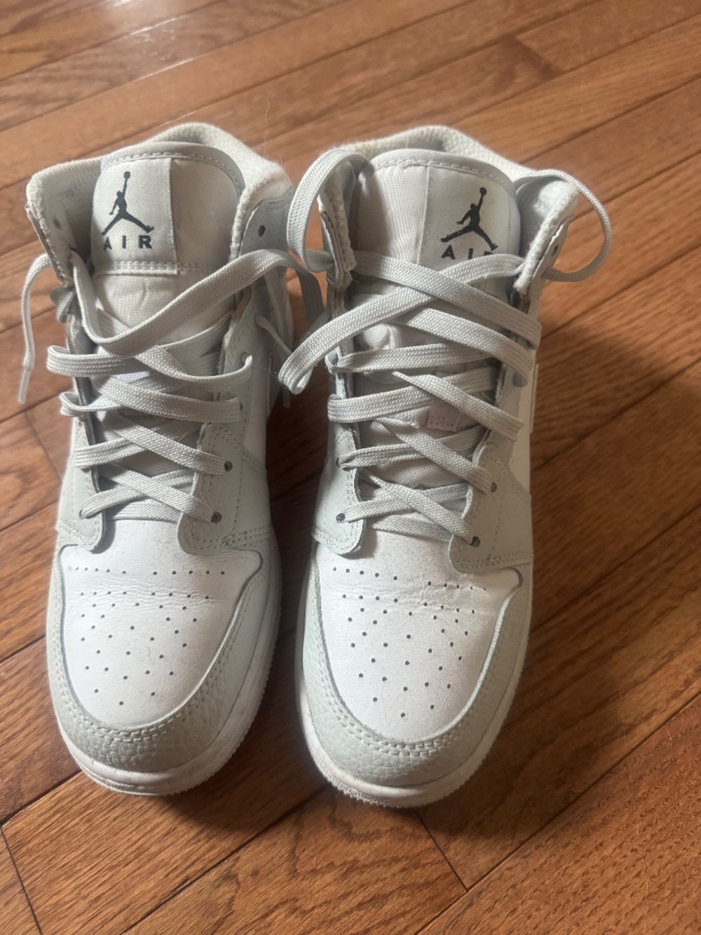 AIR JORDAN 1 MID SE GS "GREY CAMO SWOOSH"